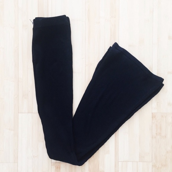 Knit High Waist Flare Pants - Picture 5 of 6